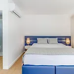 7 Mares Apartment