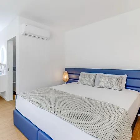 Apartament 7 Mares *